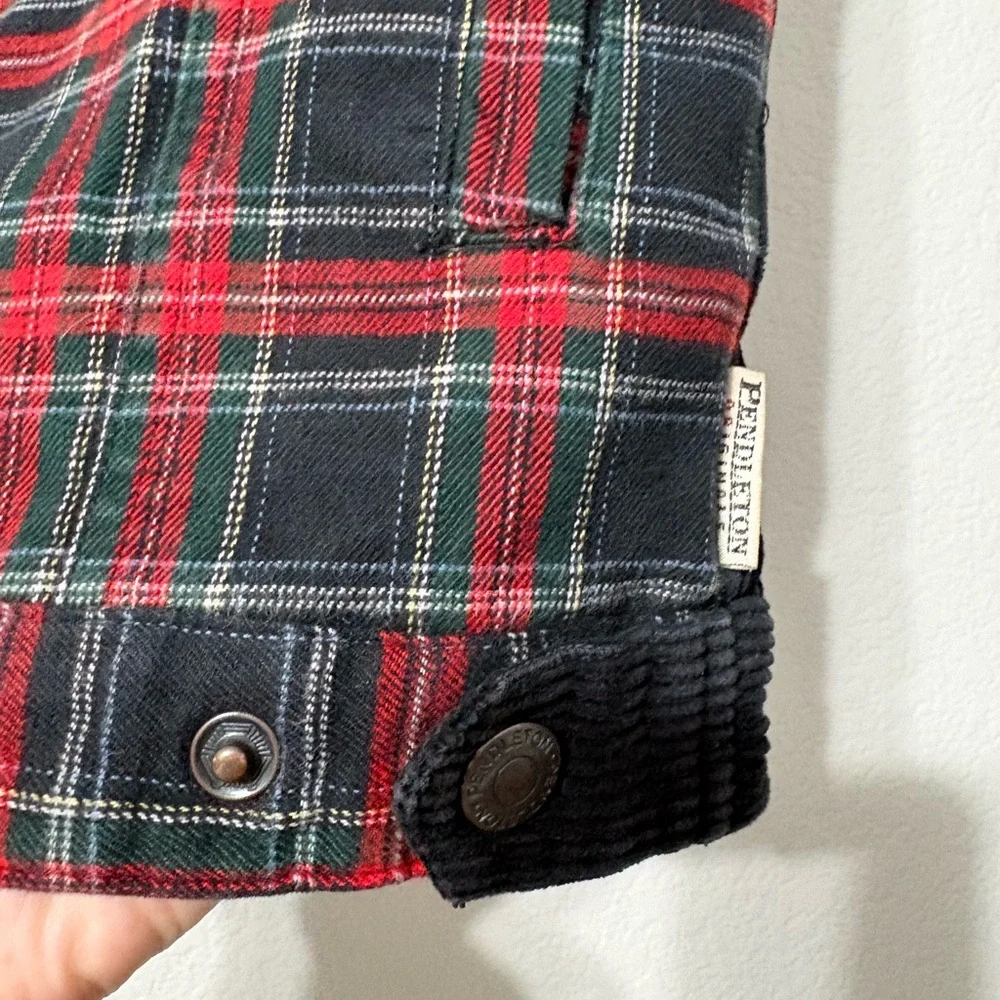 Vintage Woman’s Pendleton Red Plaid Quilted Fleece BlackCorduroy Snap Front Vest - Picture 6 of 11